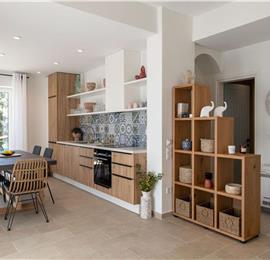 3 bedroom villa with pool & sea views, near Palaiokastrítsa, sleeps 6